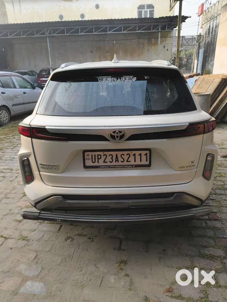 Toyota Urban Cruiser Hyryder 2025 Petrol 30000 Km Driven