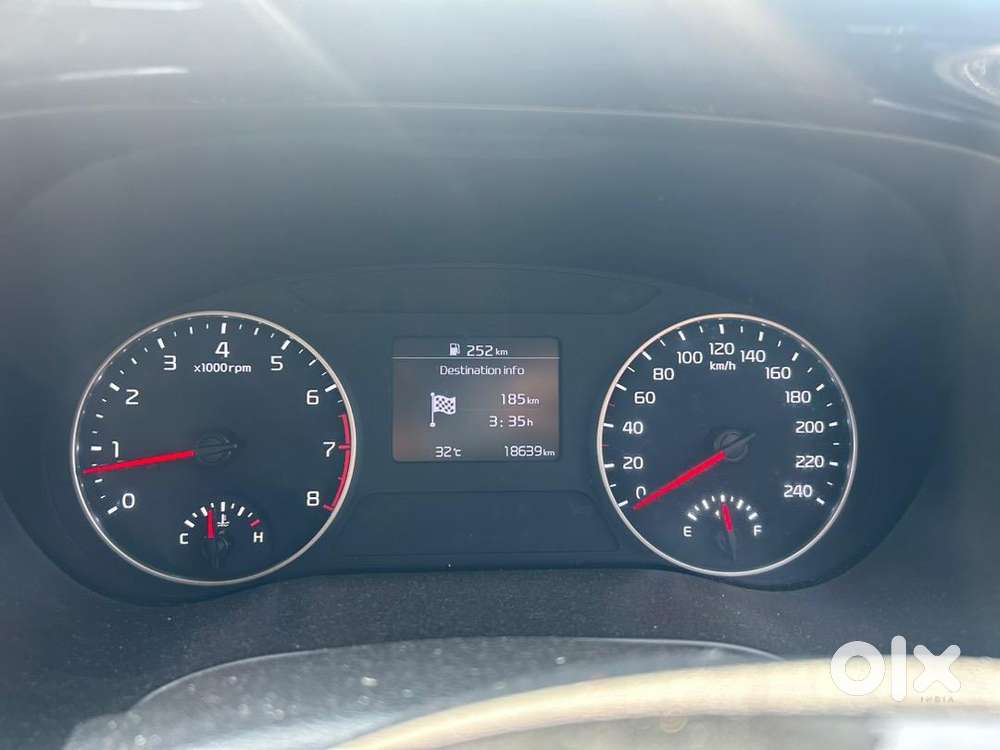Kia Seltos 2021 Petrol 20000 Km Driven