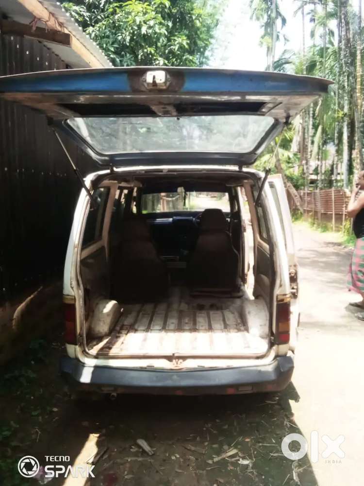 Maruti Suzuki Omni 2015
