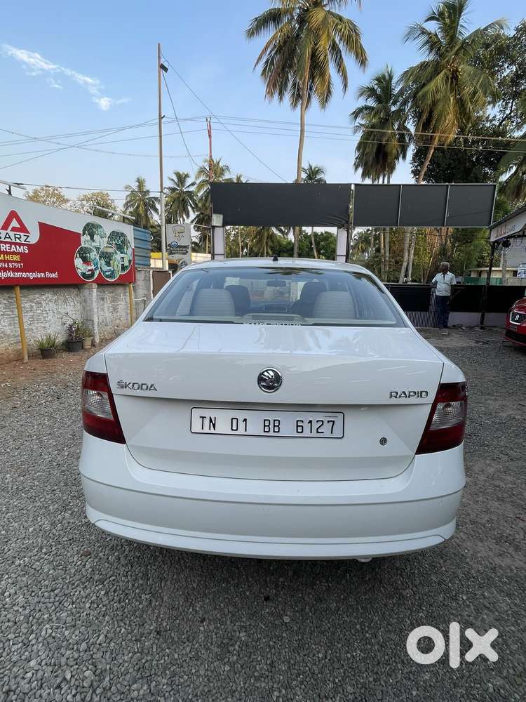 Skoda Rapid 1.6 Mpi Ambition With Alloy Wheel, 2017, Petrol