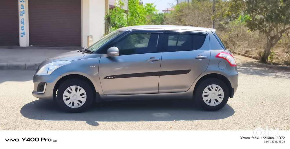Maruti Suzuki Swift Vxi Abs Bsiv, 2017, Petrol