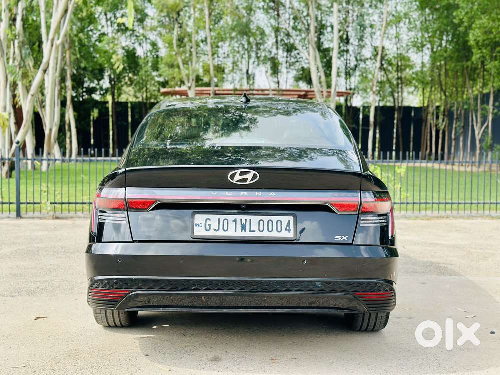 Hyundai Verna Sx 1.5 Petrol Ivt, 2023, Petrol