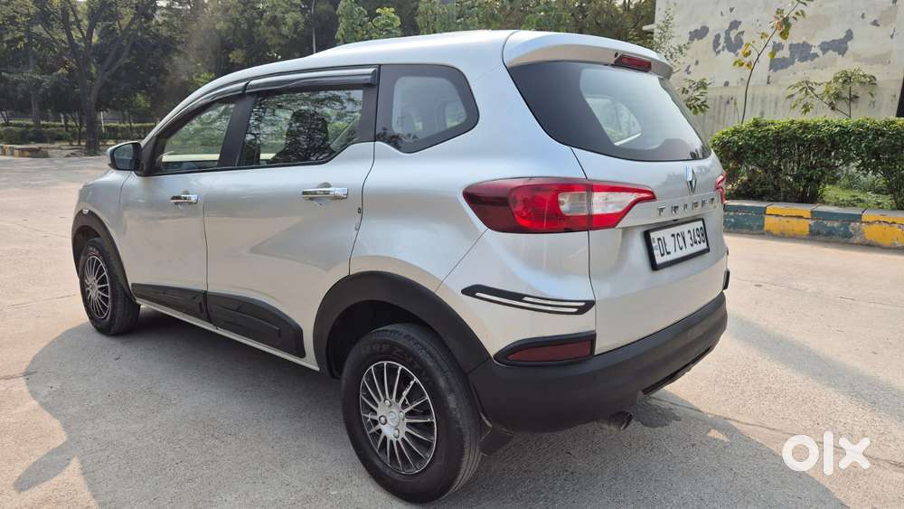 Renault Triber 1.0 Rxe, 2023, Petrol