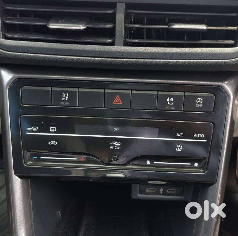 Volkswagen Taigun 1.0 Tsi Topline At, 2023, Petrol