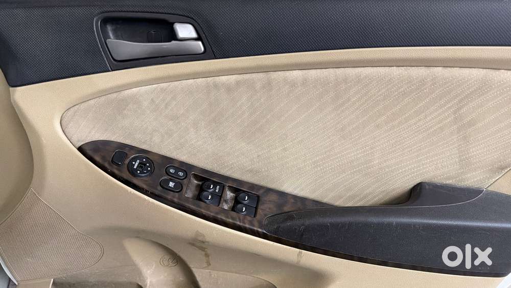 Hyundai Verna 1.6 Vtvt Sx, 2016, Petrol