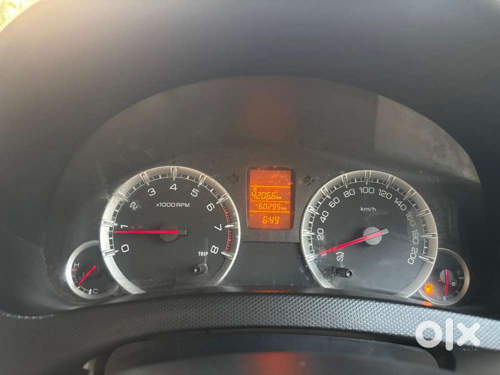 Maruti Suzuki Swift Dzire Vxi Optional, 2013, Petrol