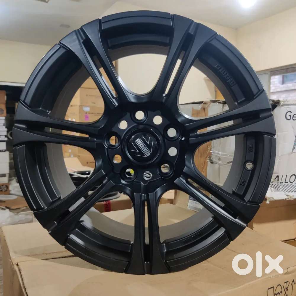 momoten MOMO ITALY NEXT 16INCHES ORIGINAL ALLOY WHEELS - Spare Parts