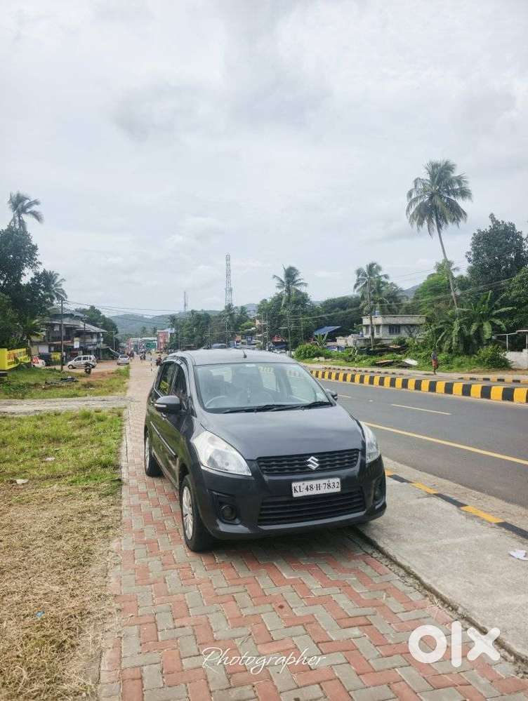 Maruti Suzuki Ertiga, 2016, Petrol