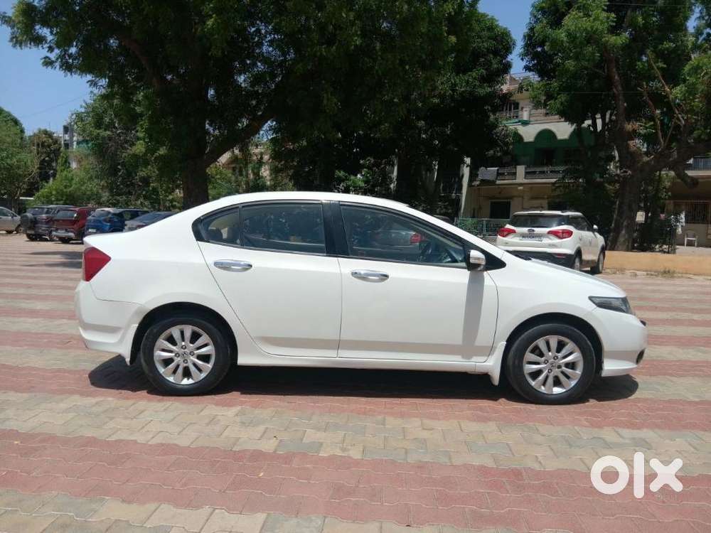 Honda City 2011-2013 1.5 V At Sunroof, 2013, Petrol