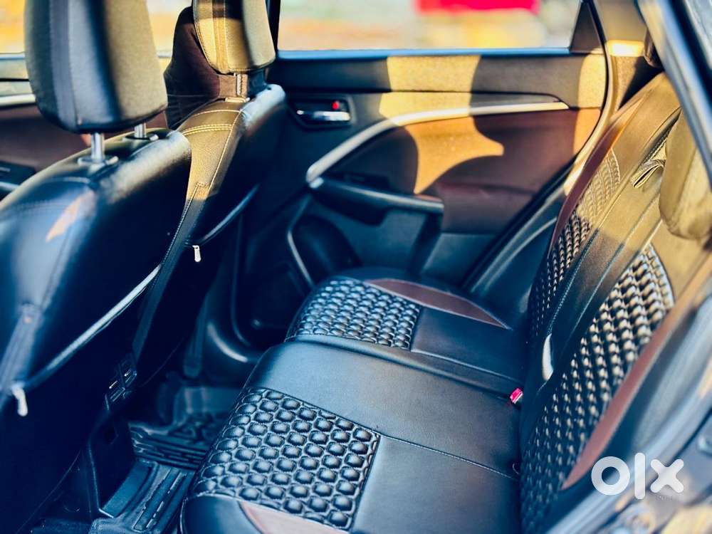 Maruti Suzuki Brezza 1.5 Zxi Smart Hybrid, 2024, Petrol