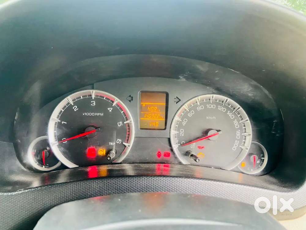 Maruti Suzuki Swift Dzire 2013 Diesel Manual