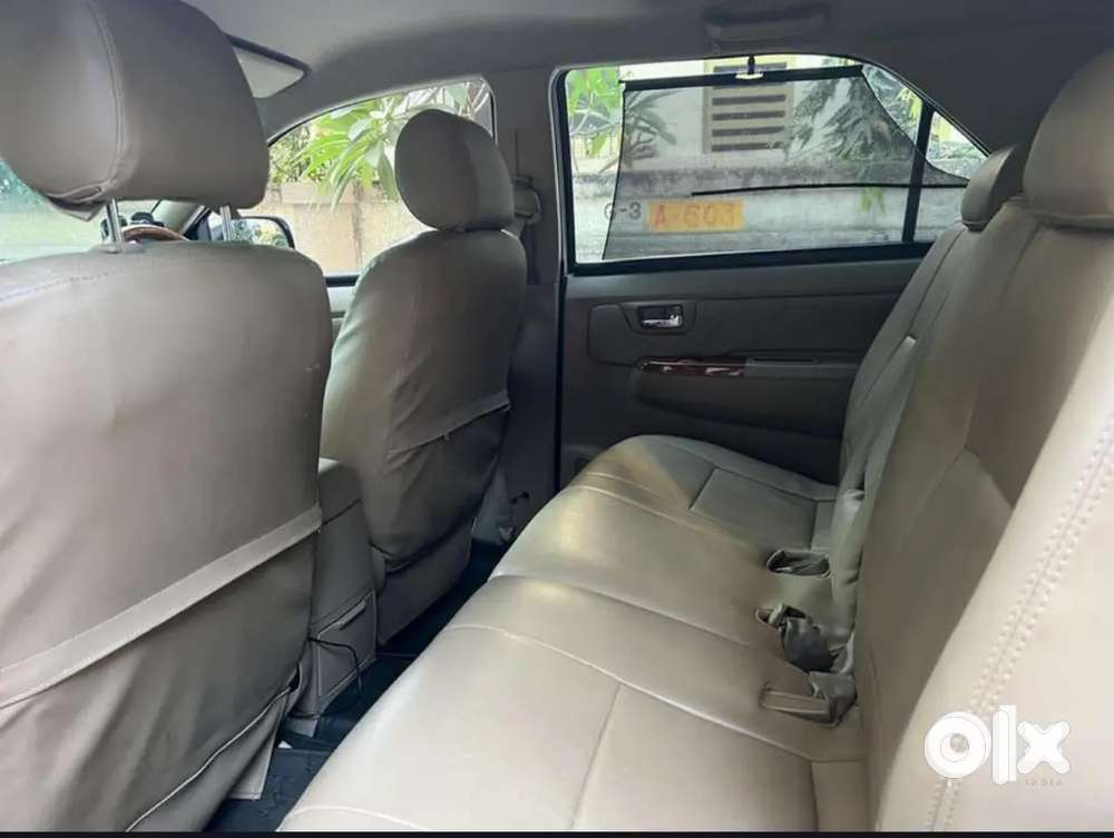Toyota Fortuner 2010