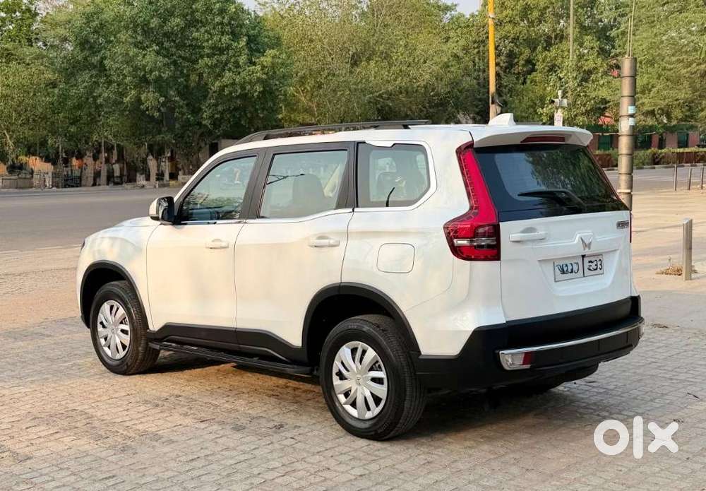 Mahindra Scorpio N Z4 Petrol Mt 7 Str (e), 2026, Petrol