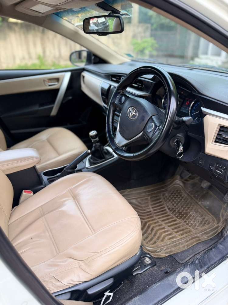 Toyota Corolla Altis 2014