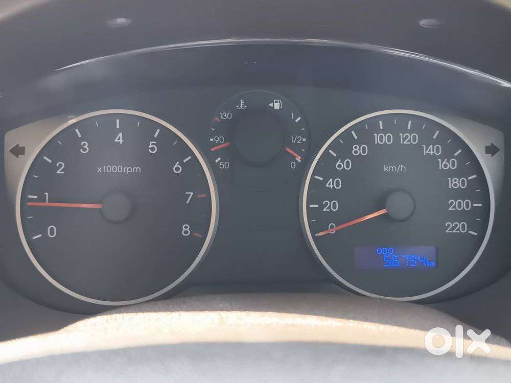 Hyundai I20 Magna 1.2 Mt, 2011, Petrol