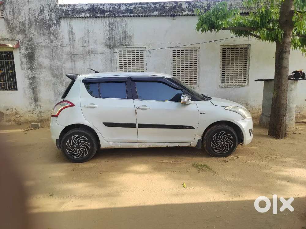 Maruti Suzuki Swift 2012