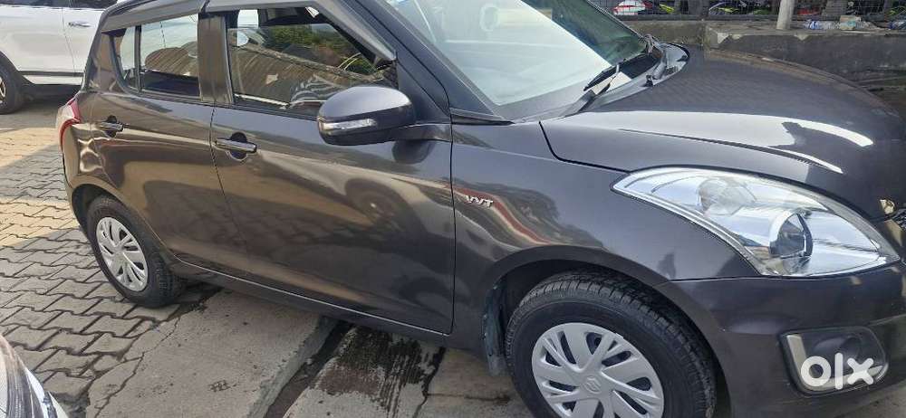 Maruti Suzuki Swift Vxi 1.2 Abs Bs-iv, 2015, Petrol