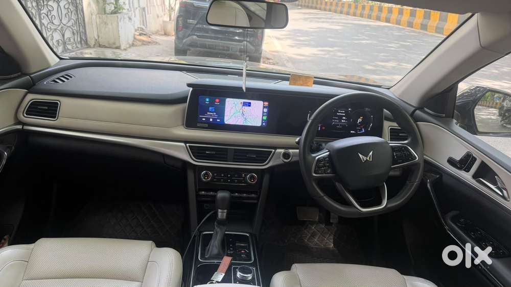 Mahindra Xuv700 Ax7 Luxury Pack Awd, 2022, Diesel