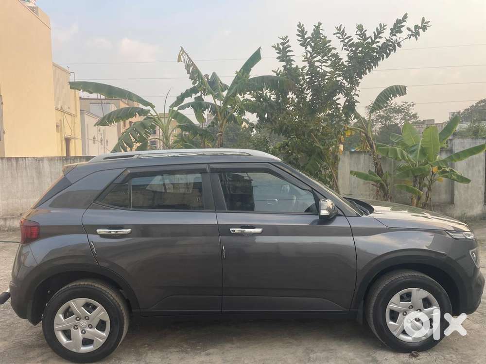 Hyundai Venue Sx+ At, 2019, Petrol