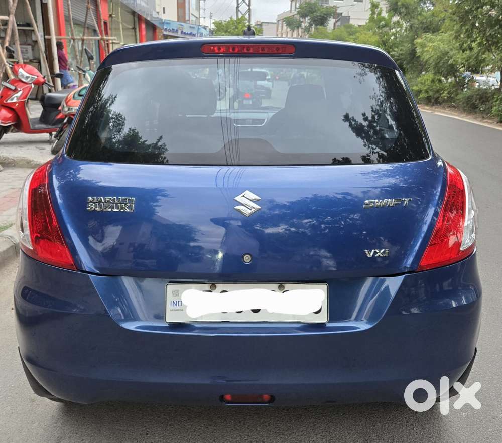 Maruti Suzuki Swift Vxi With Abs, 2012, Petrol