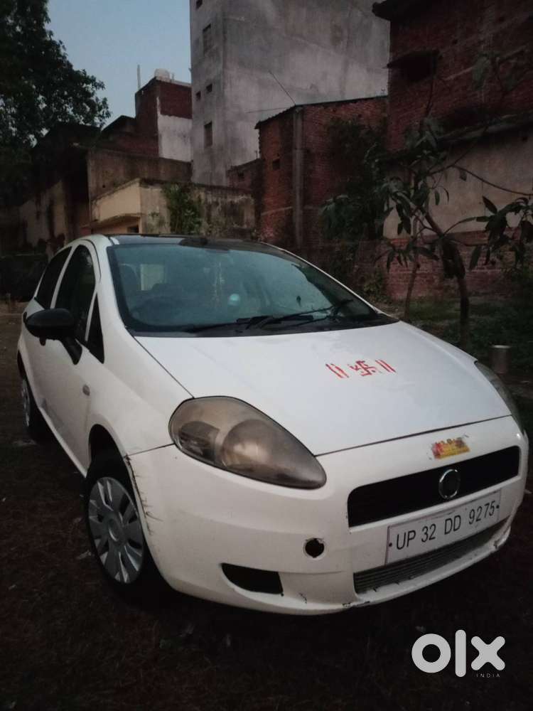 Fiat Grande Punto 2010 Petrol 50000 Km Driven