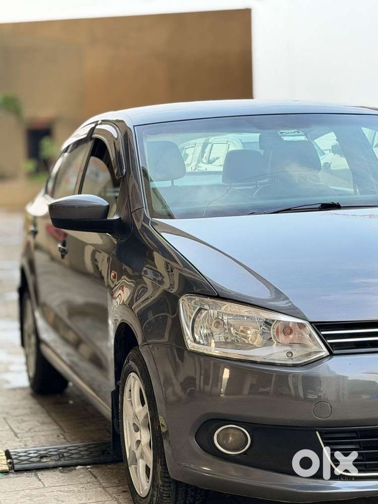 Volkswagen Vento Petrol Highline, 2013, Petrol