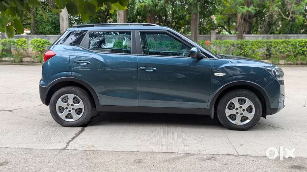 Mahindra Xuv300 1.2 W6 Amt Petrol, 2021, Petrol