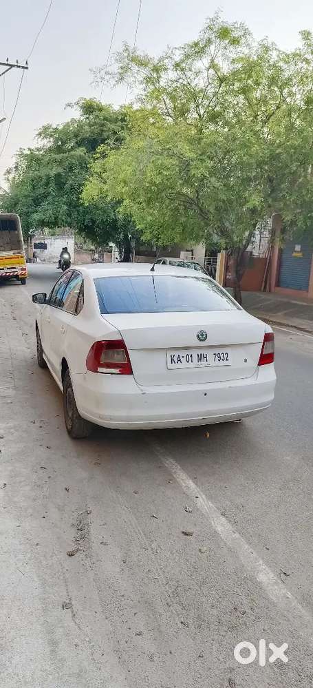 Skoda Rapid 2012 Good Condition Diesel 2nd Owner Well Maintained