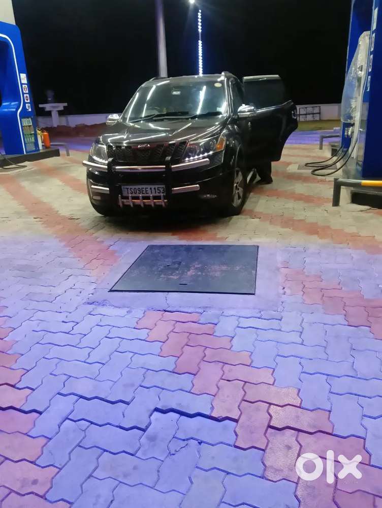 Mahindra Xuv500 2015 Second Owner
