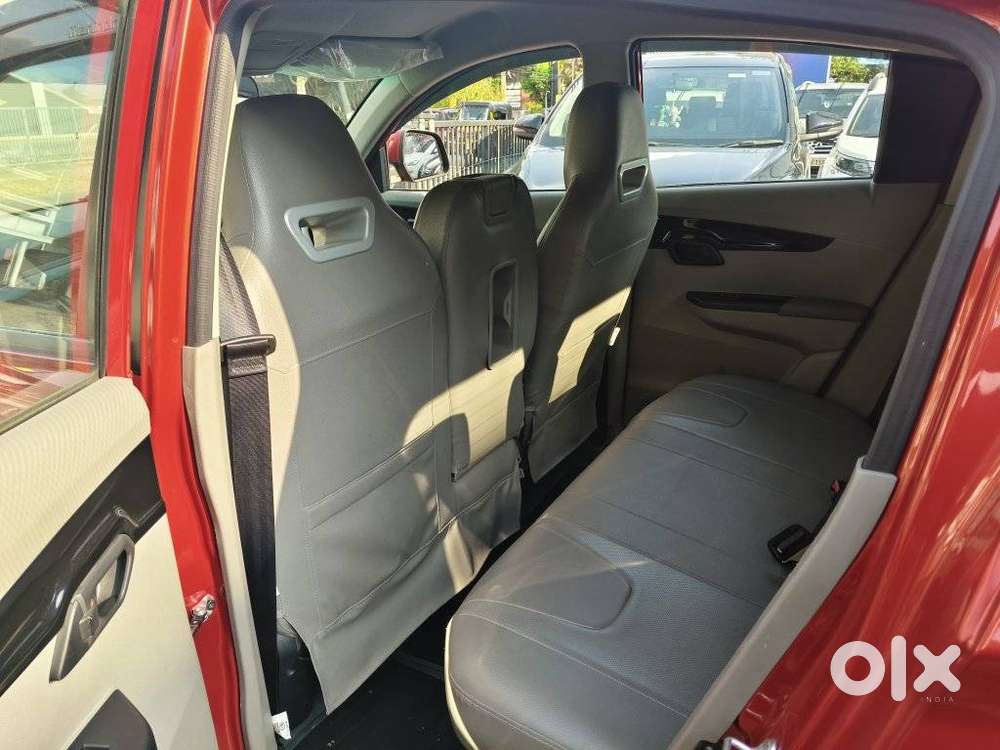 Mahindra Kuv100 Nxt 1.2 K6 Plus Petrol 6 Str, 2017, Petrol