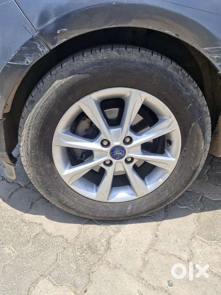 Ford Escort Sport 1.6 2019