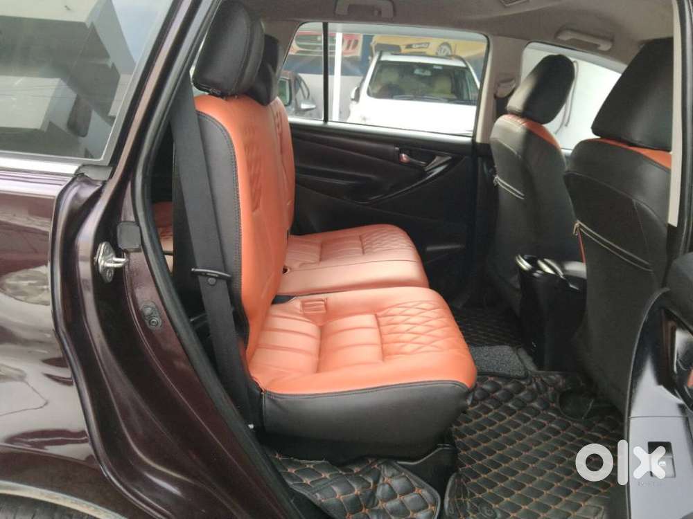 Toyota Innova Crysta 2.4 G Mt 8s, 2016, Diesel