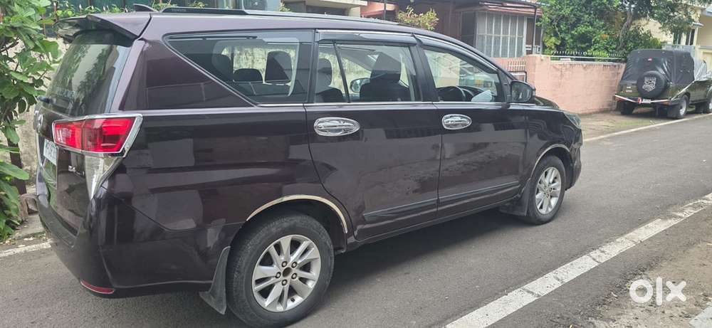 Toyota Innova Crysta 2019