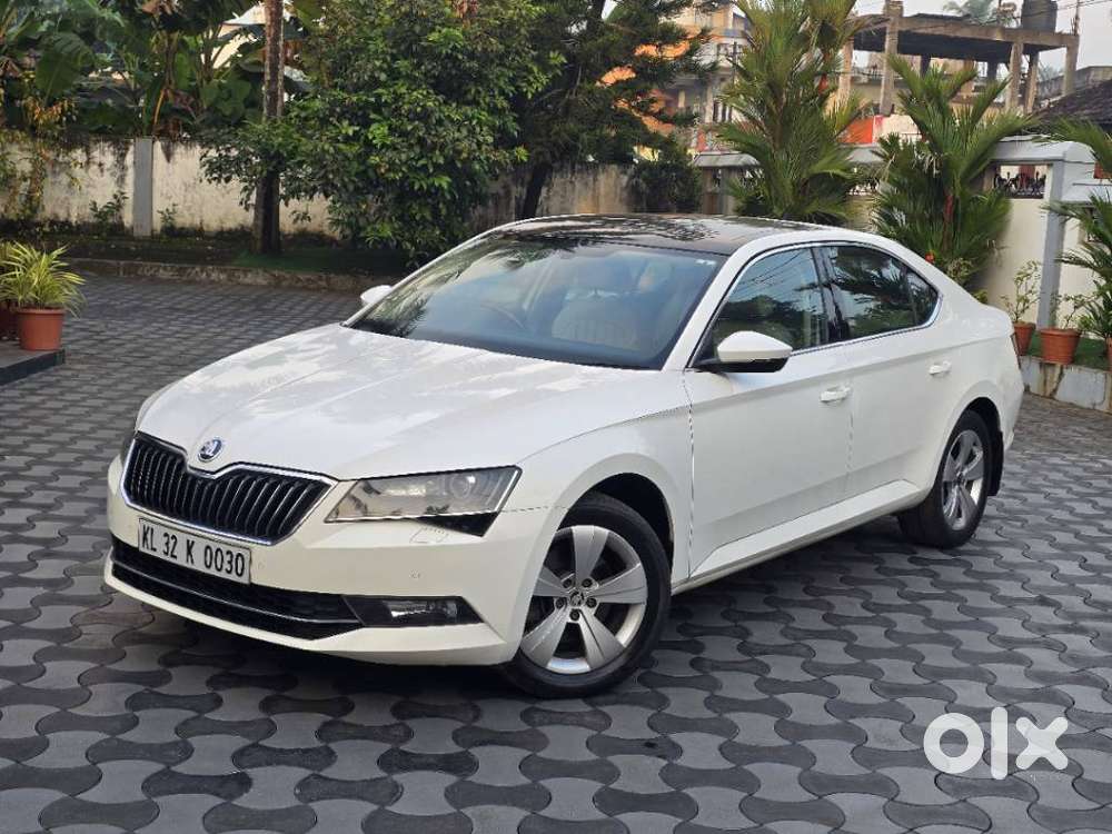 Skoda Superb Style 1.8, 2016, Petrol