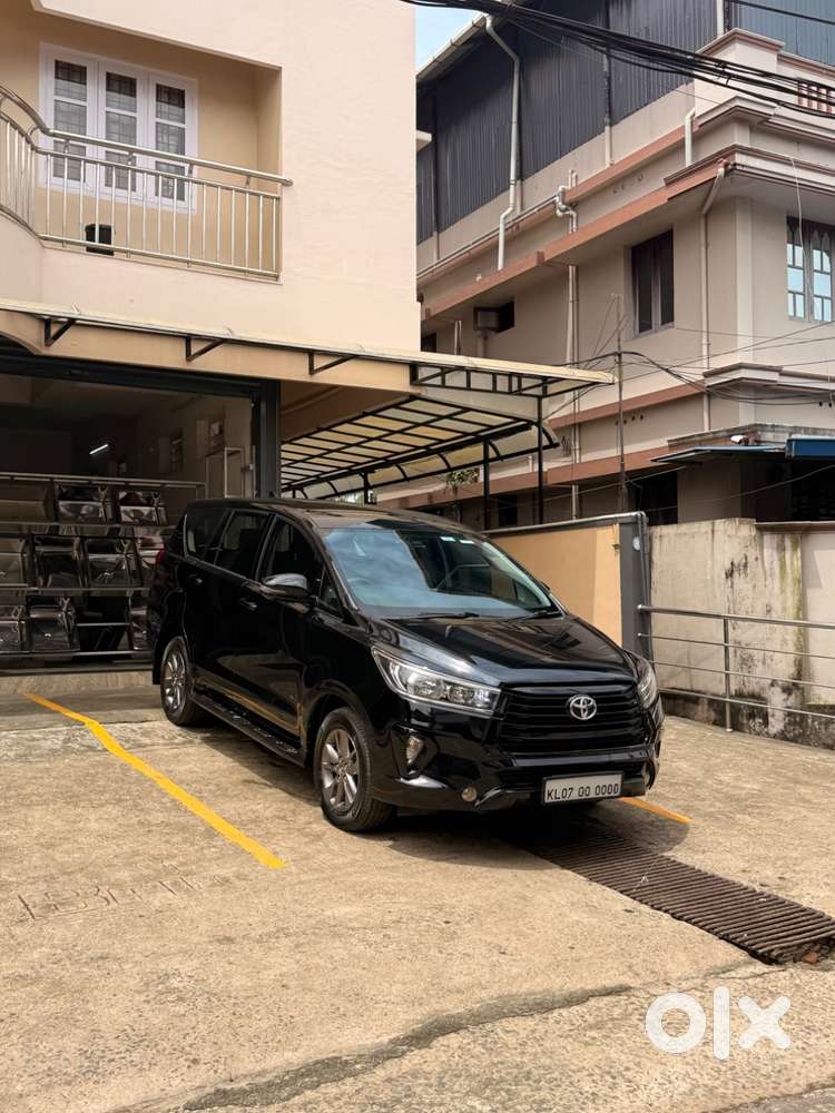 Toyota Innova Crysta 2019 2.8 Diesel Well Maintained