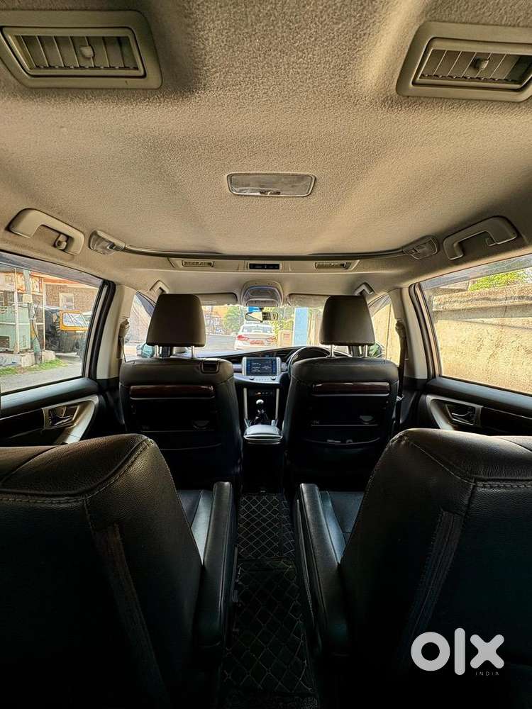 Toyota Innova Crysta 2020 Diesel Well Maintained