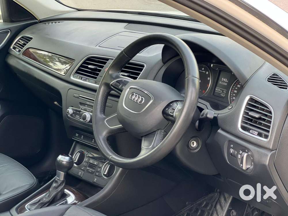 Audi Q3 40 Tfsi Premium Plus, 2019, Petrol