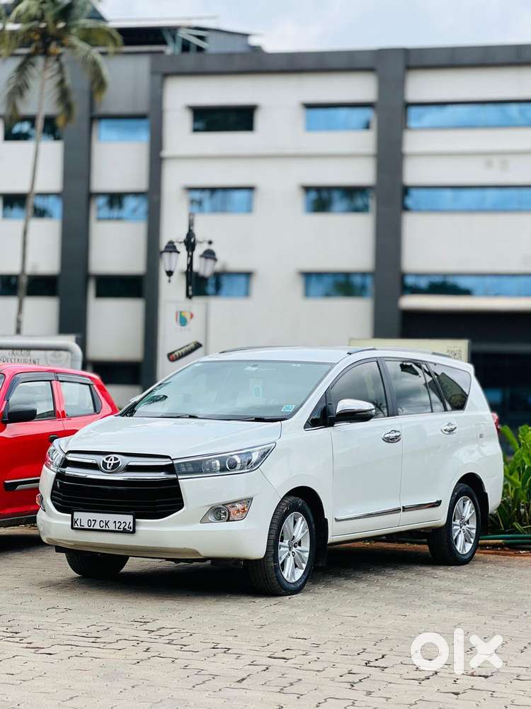 Toyota Innova Crysta 2.8 Zx At, 2017, Diesel