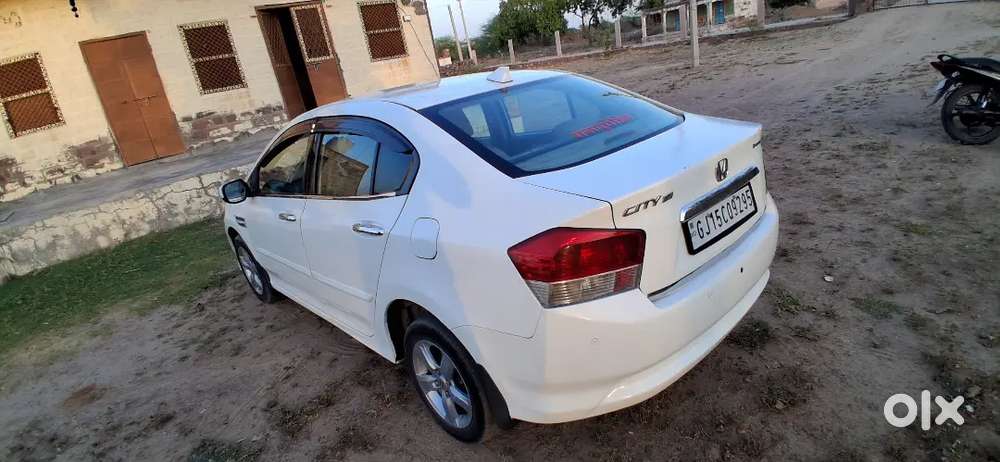 Petrol & Cng Family Use Car Child Ac Android Music Play 98a98b78c27d47