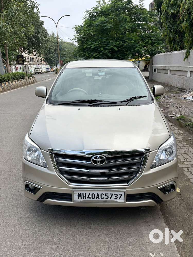 Toyota Innova 2.5 E, 2014, Diesel