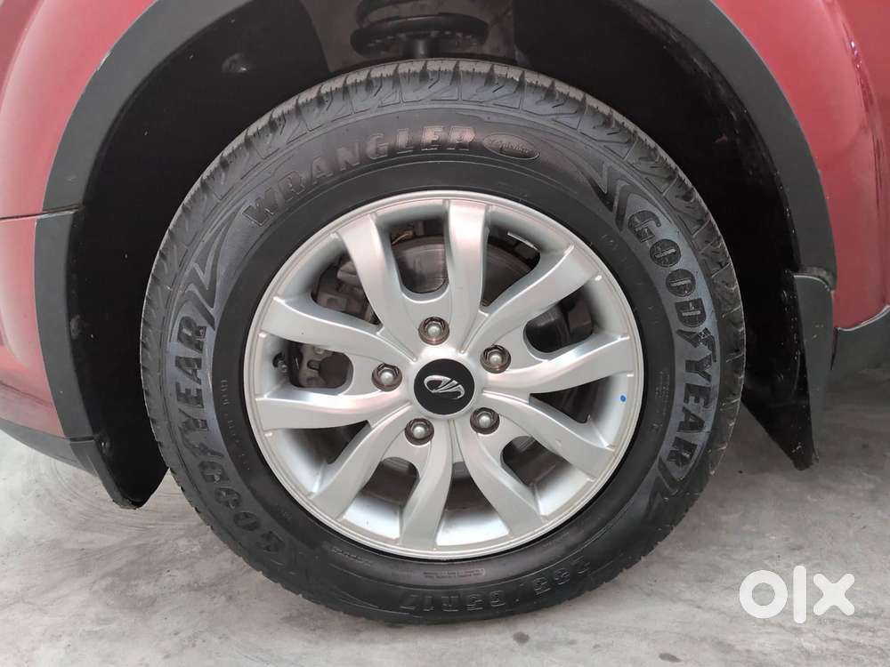 Mahindra Xuv500 At G 2.2 Mhwak, 2019, Petrol