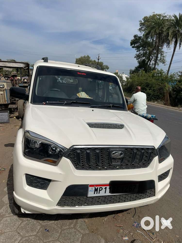 Mahindra Scorpio 2016 Diesel 65000 Km Driven
