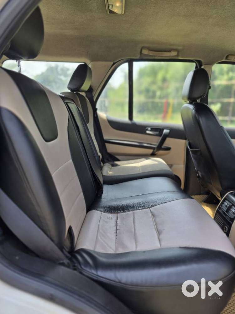 Tata Safari Storme Lx, 2013