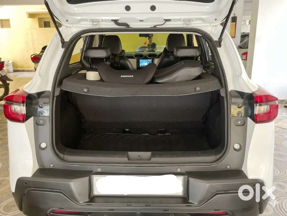 Nissan Magnite 2024 Petrol Automatic. Well Maintained