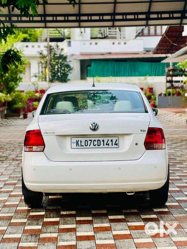 Volkswagen Vento 1.5l Tdi Highline Plus At Diesel, 2015, Diesel