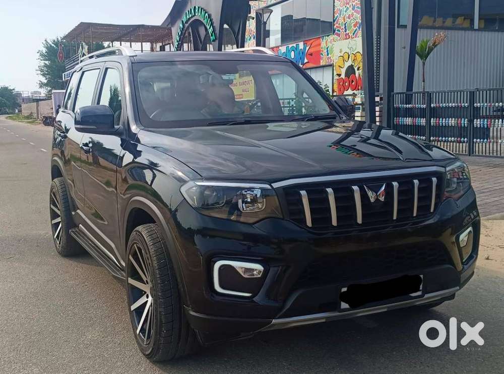 Mahindra Scorpio N Z6 Diesel At 2wd 7 Str, 2023, Diesel