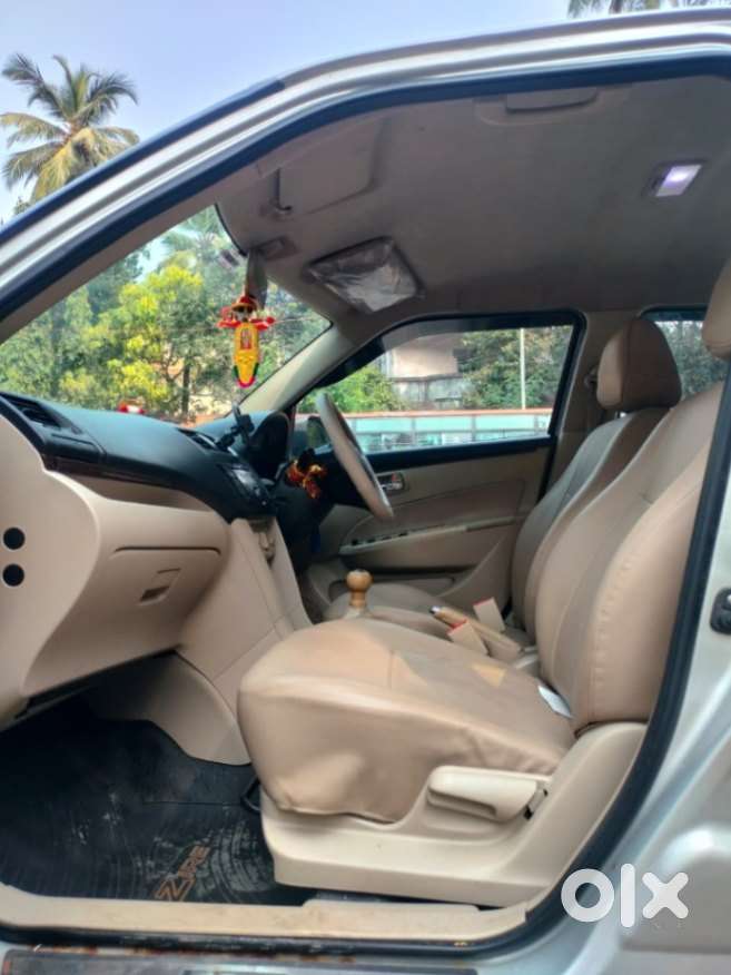 Maruti Suzuki Swift Dzire 1.2 Vxi Bsiv, 2014, Petrol