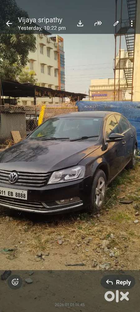 Volkswagen Passat 2011 Diesel 98000 Km Driven