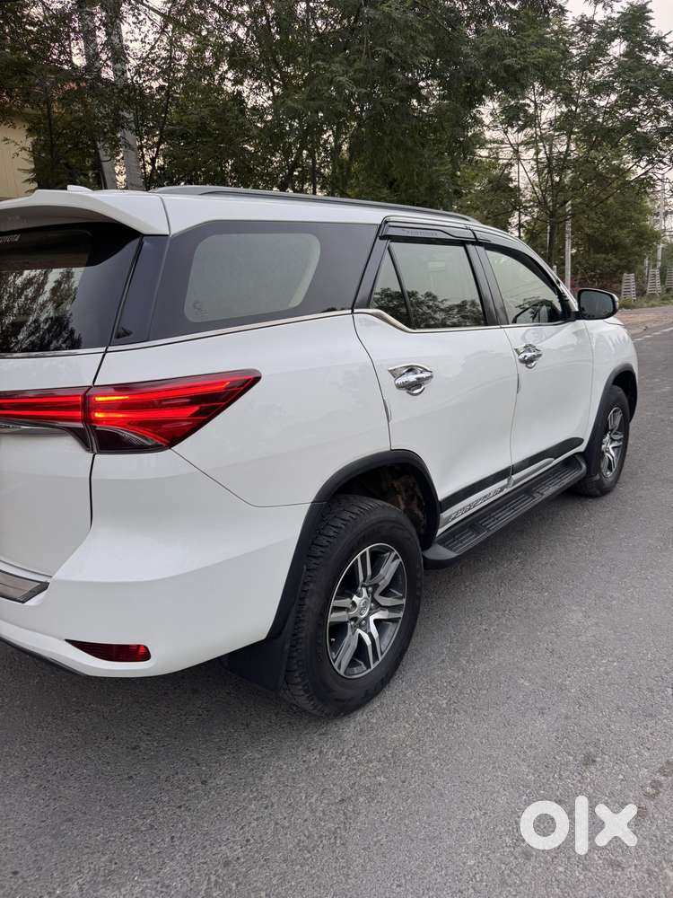 Toyota Fortuner 4x2 At 2.8 Diesel, 2019, Diesel