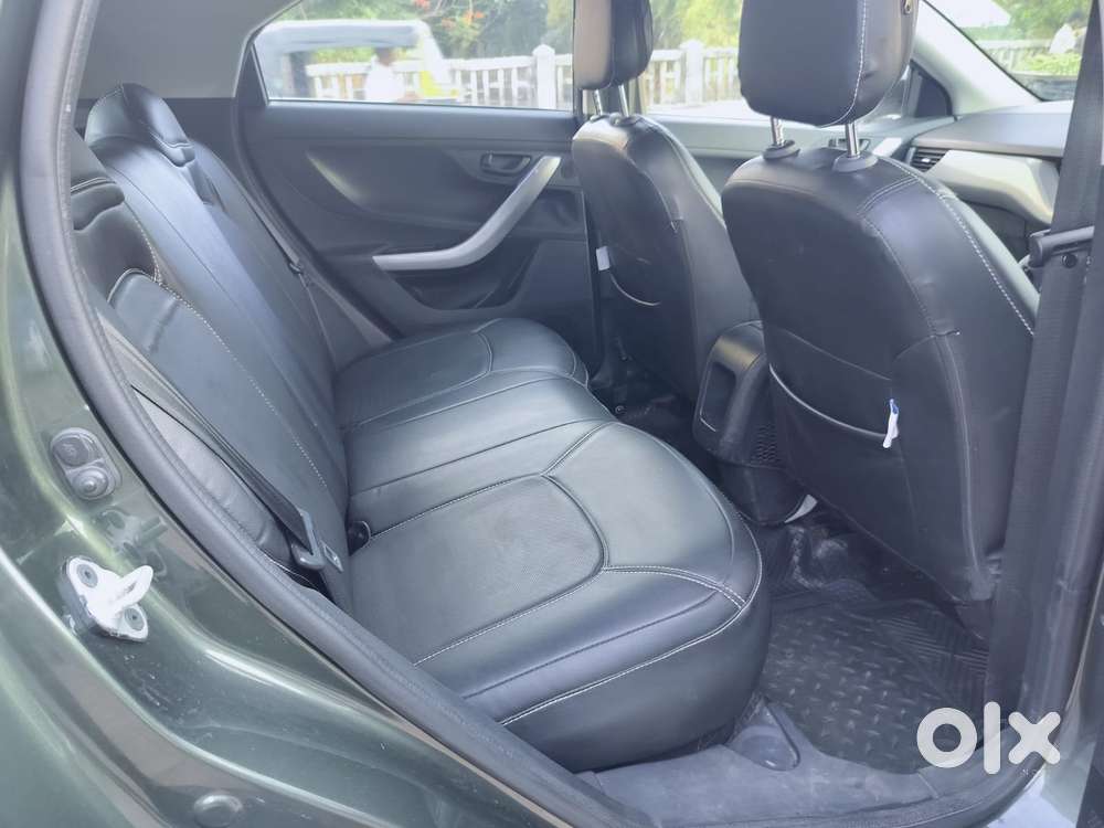 Tata Nexon 1.2 Revotron Xma Amt (s), 2022, Petrol